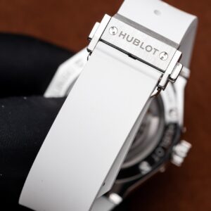 Hublot Classic Fusion Orlinski Titanium White Replica Watch APS 40mm (1)