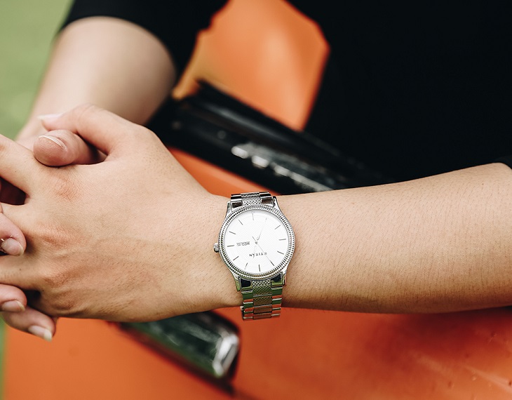 7 ways to polish metal strap watches as beautiful as new (1)