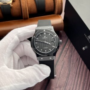 Hublot Classic Fusion Ceramic Replica Watch Carbon Dial JJZ 42mm (2)