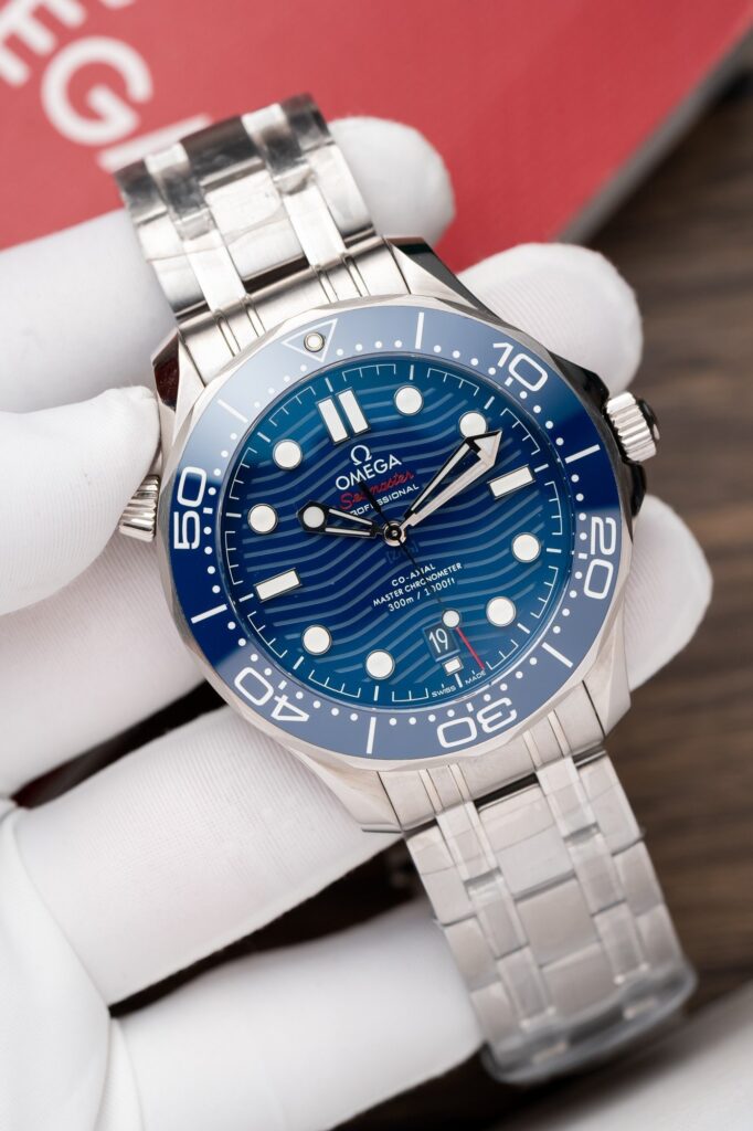 Omega Seamaster Blue Dial Replica Watch VS Factory 42mm (2)