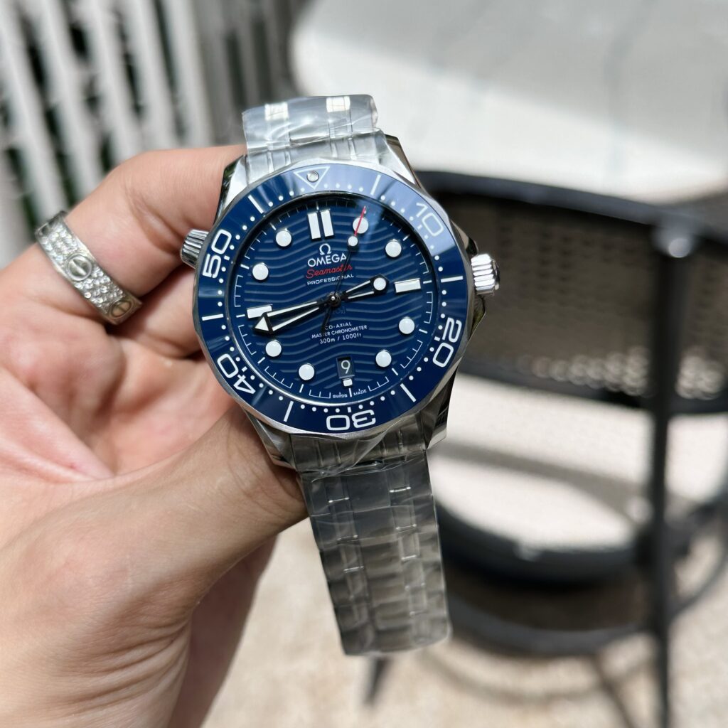 Omega Seamaster Blue Dial Replica Watch VS Factory 42mm (5)