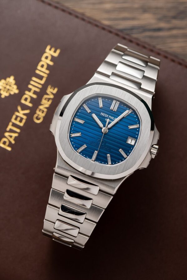 Patek Philippe Nautilus 5711 40th Anniversary Replica Watch 3K Factory 44mm (1)