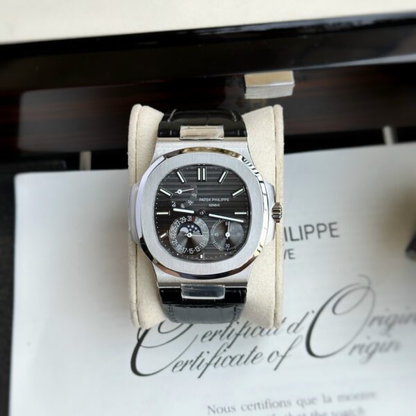 Patek Philippe Nautilus 5712G Replica Watch GR Factory 40mm (1)