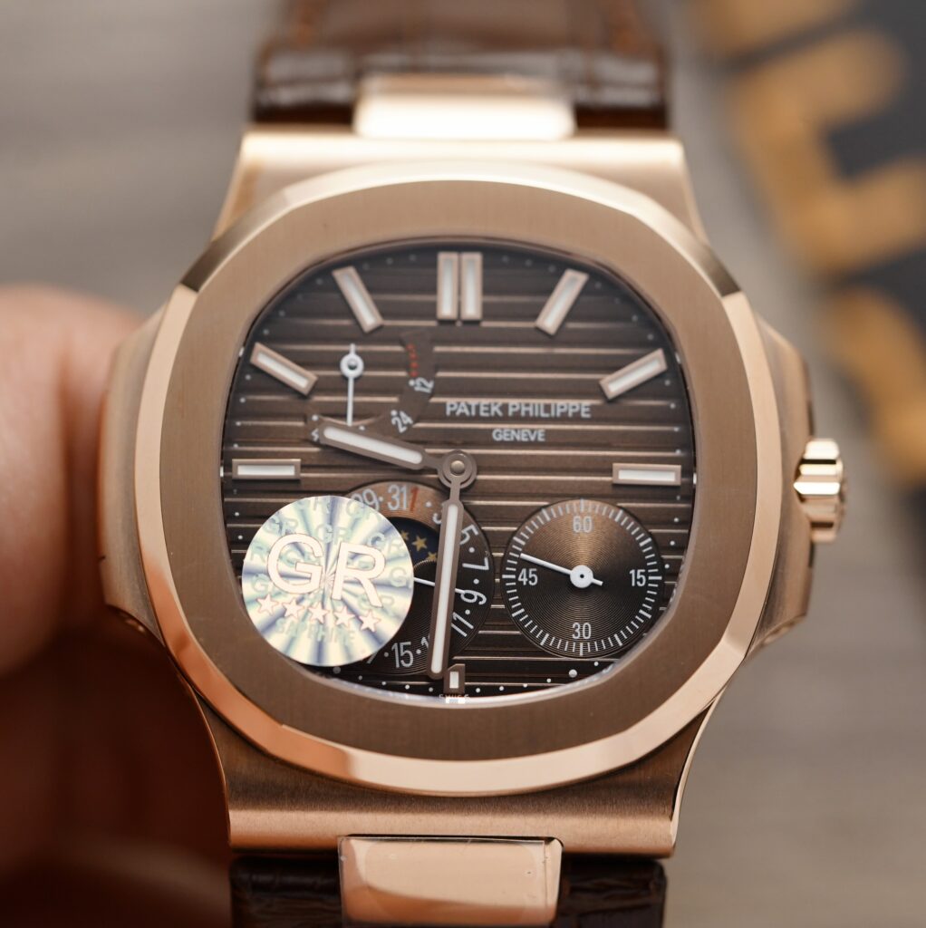 Patek Philippe Nautilus 5712R Chocolate Dial Replica Watch GR Factory 40mm (1)