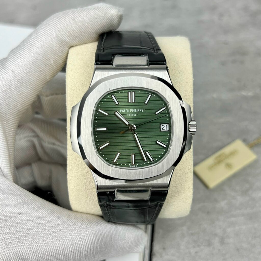 Patek Philippe Nautilus 5711 Replica Watch 3K Factory Green Dial 40mm (8)