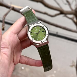 Hublot Classic Fusion Replica Watch Green Color JJ+ 42mm (1)