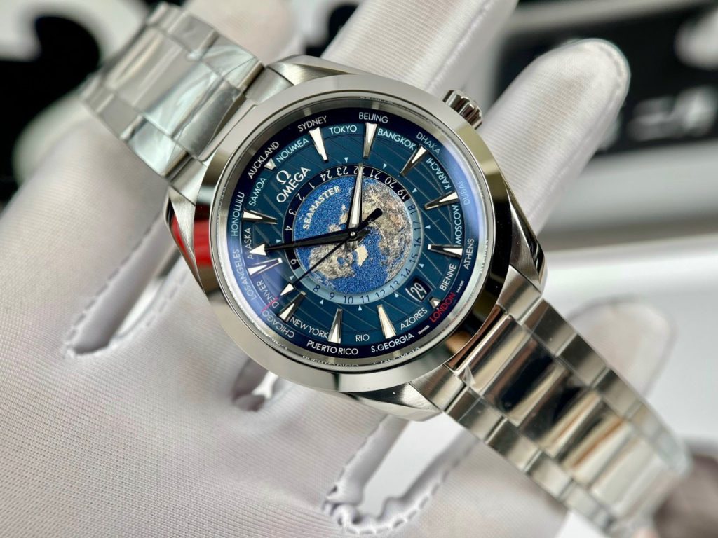 Omega Aqua Terra Worldtimer Replica Watch Best Quality 43mm (2)