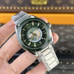 Omega Seamaster Aqua Terra Worldtimer Replica Watch Green Dial 43mm (1)