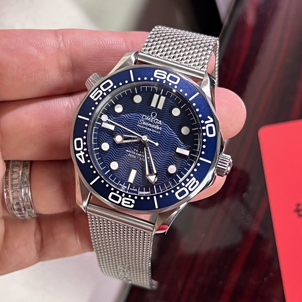 Omega Seamaster Diver 300m James Bond Replica Watch VS Factory (2)