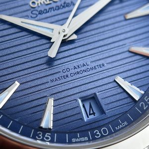 Omega Seamaster Replica Watch Best Quality Ice Blue Dial VSF 41mm (1)