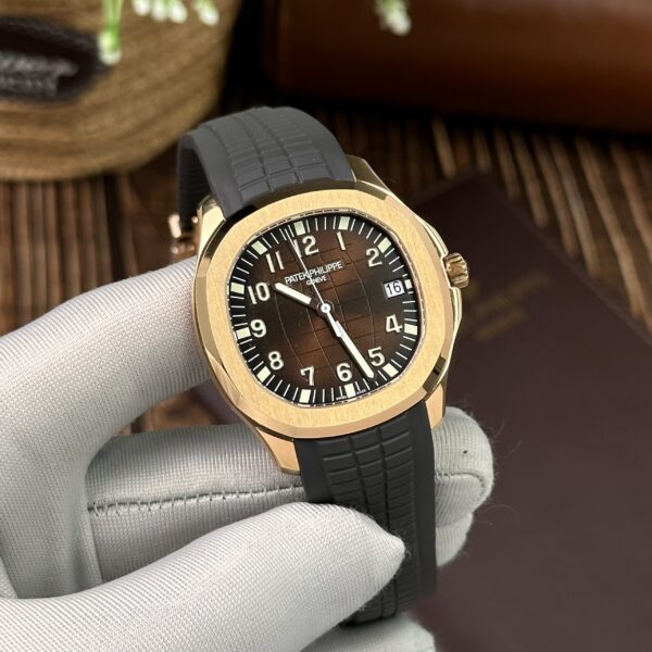 Patek Philippe Aquanaut 5167R Chocolate Dial 3K Factory 40mm (1)