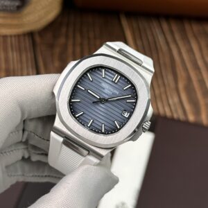 Patek Philippe Nautilus 5711 Replica Watch Best Quality 3K Factory 40mm (2)