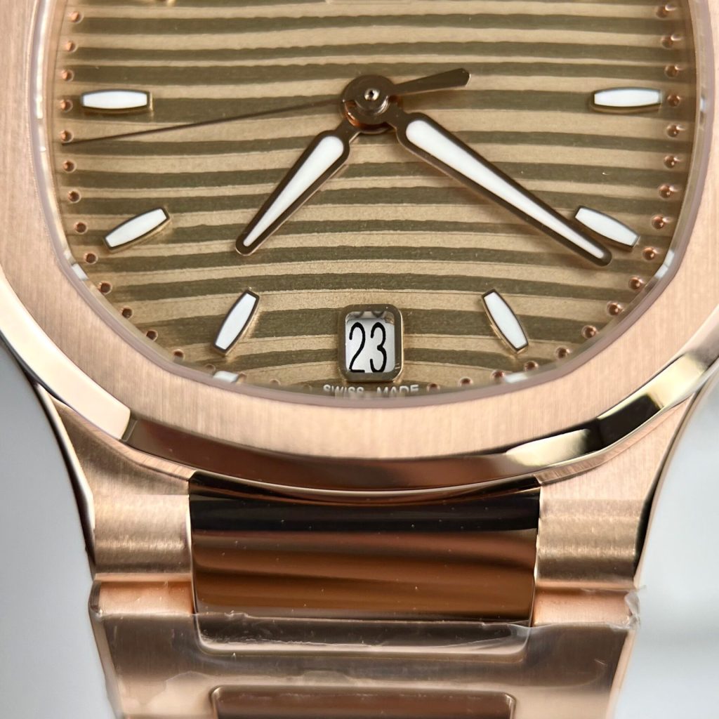 Patek Philippe Nautilus 7118 18K Gold Wrapped Replica Watch (2)