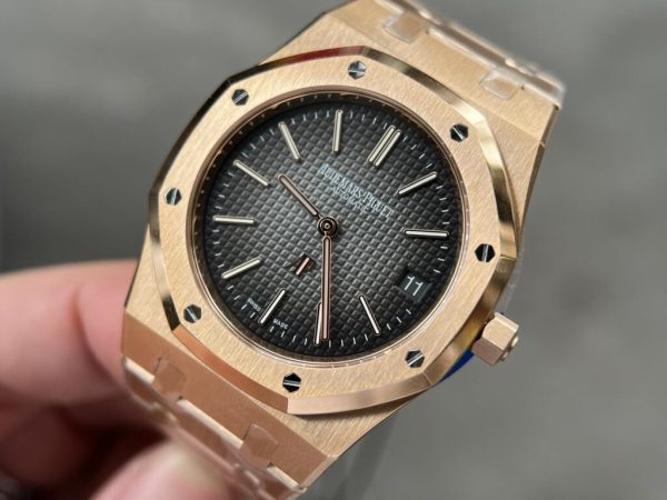 Audemars Piguet Replica Watch Royal Oak 15202OR Jumbo ZF 39mm (1)