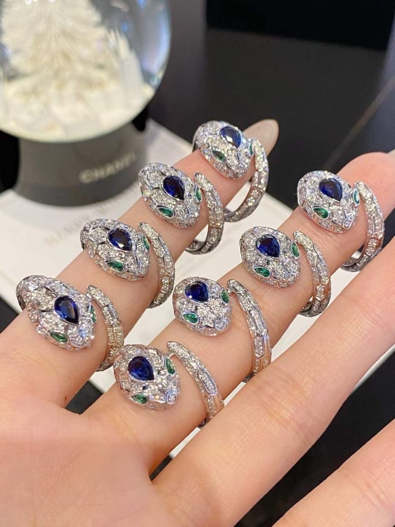Bvlgari Ring Customs White Gold Diamonds and Natural Gemstones (7)