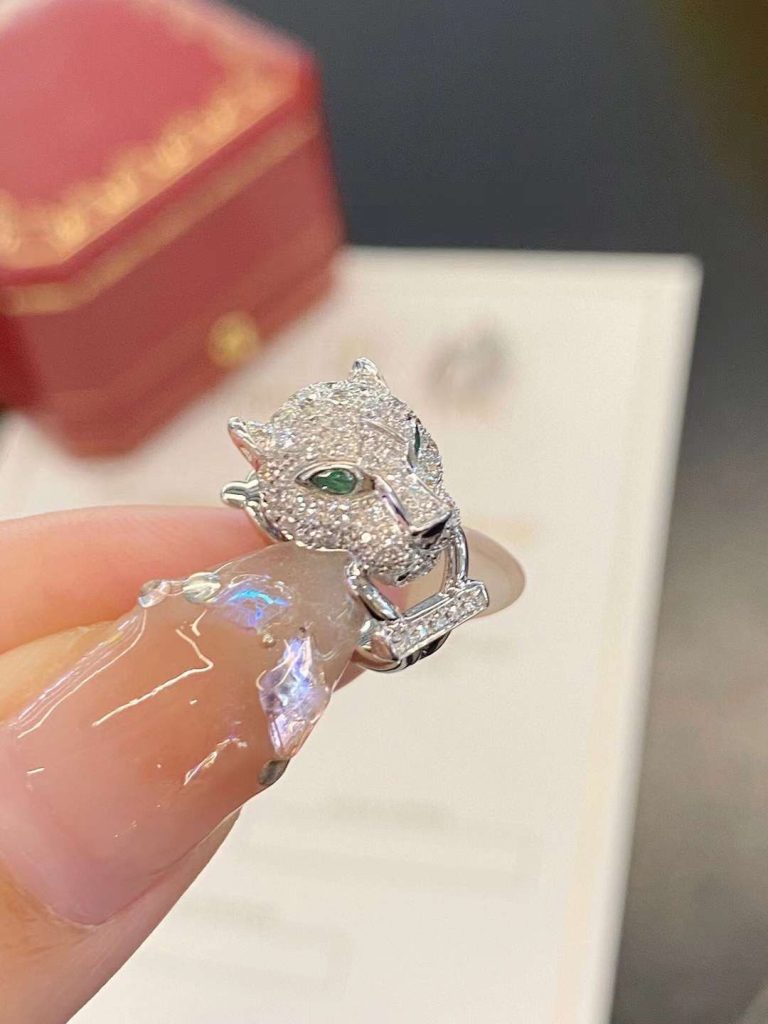Cartier Earrings Customs 18K White Gold Diamonds Leopard 