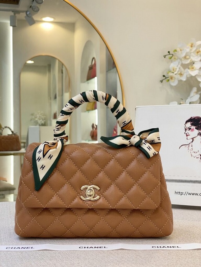 Chanel Replica HandBags Fulfill Vietnamese Women's Passion for Luxury Goods (4)