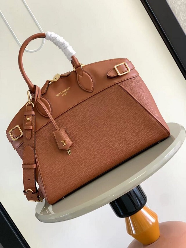 Exploring the Collection of Louis Vuitton Replica Bags at Min Luxury (2)