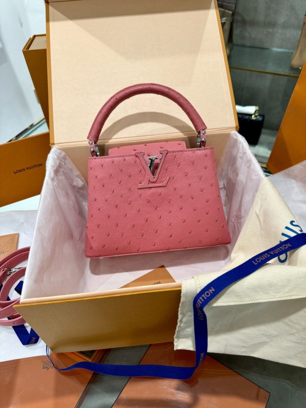 Louis Vuitton Capucines Imported Ostrich Pink Leather Replica Bags (8)