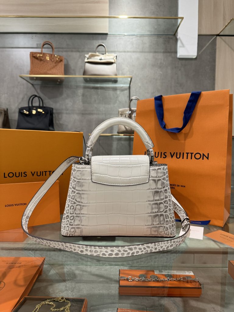 Louis Vuitton Capucines White Himalaya Matte Crocodile Replica Bags 27cm (8)