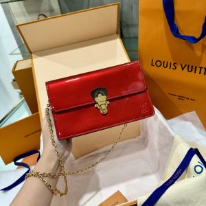 Louis Vuitton Cherrywood Chain Wallet Patent Red Replica Bags 19cm (1)
