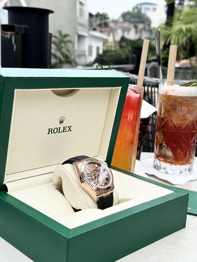 Rolex Replica Watch Sky-Dweller 336235 Chocolate Dial 42mm (7)