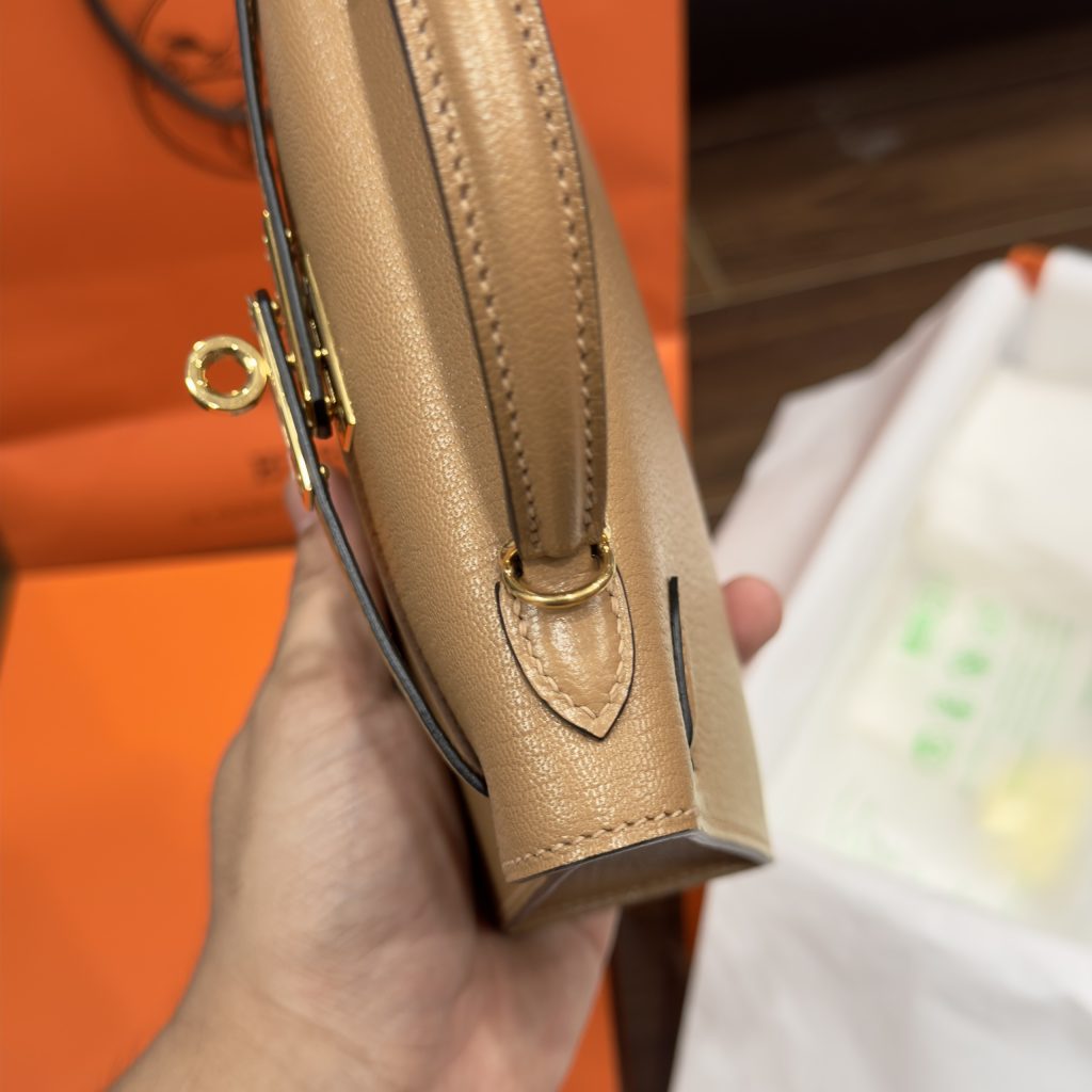 Hermes Kelly Mini Replica Handbags Brown Lock Gold 20cm (2)