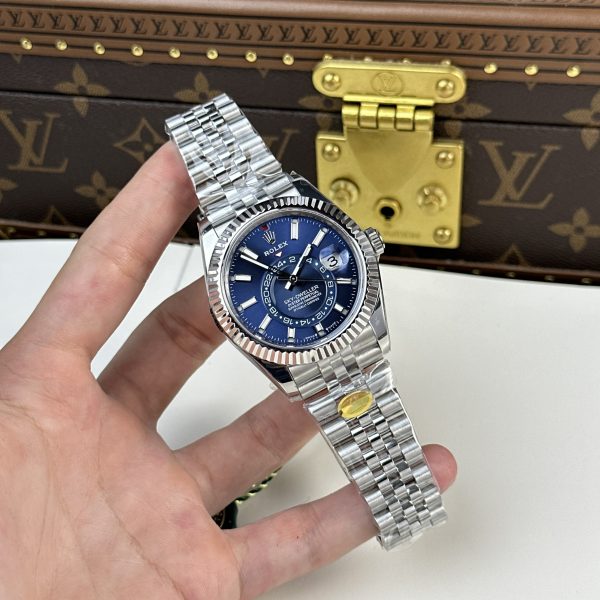 Rolex Replica 11 Watch Sky Dweller 326934 Blue Dial Jubilee Bracelet 42mm (4)