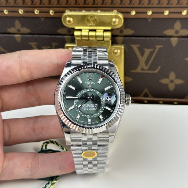 Rolex Replica Watch Sky Dweller 326934 Green Dial Jubilee Bracelet 42mm (3)