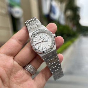 Audemars Piguet Royal Oak White Dial Bezel Diamonds Best Replica 34mm (1)