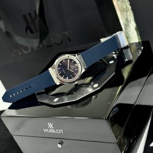 Hublot Classic Fusion Replica Watches Dial Blue Rubber Band 42mm (2)