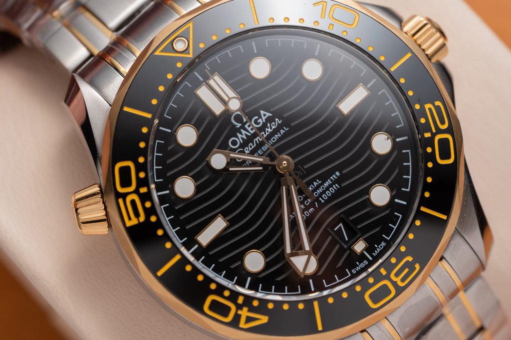 Omega Seamaster Best Replica Demi Gold VS Factory 42mm (1)