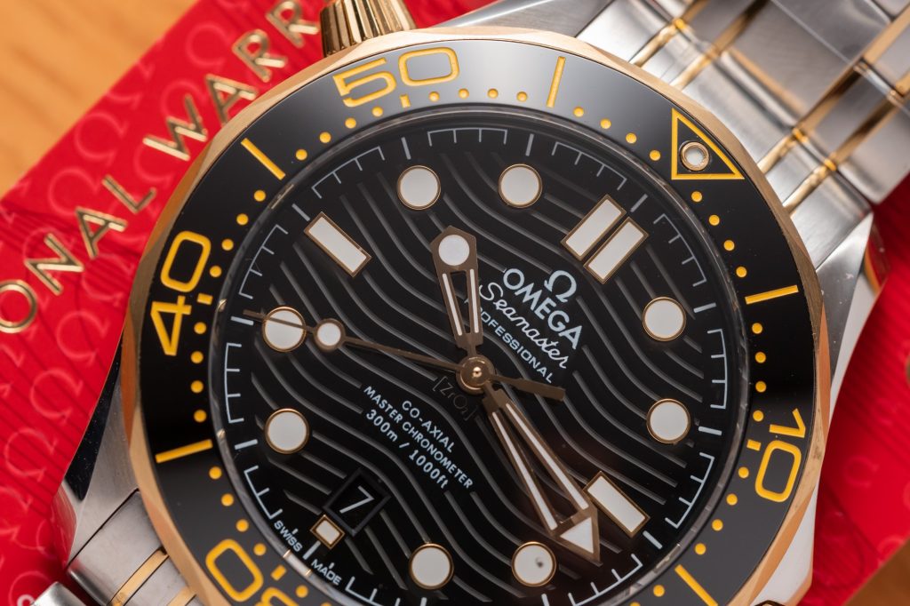 Omega Seamaster Best Replica Demi Gold VS Factory 42mm (1)