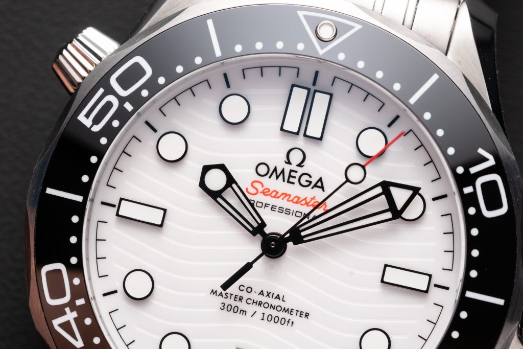 Omega Seamaster Best Replica White Dial VS Factory 42mm (1)