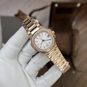 Patek Philippe Replica Watches Nautilus 7010 Women;s Bezel Diamonds (8)