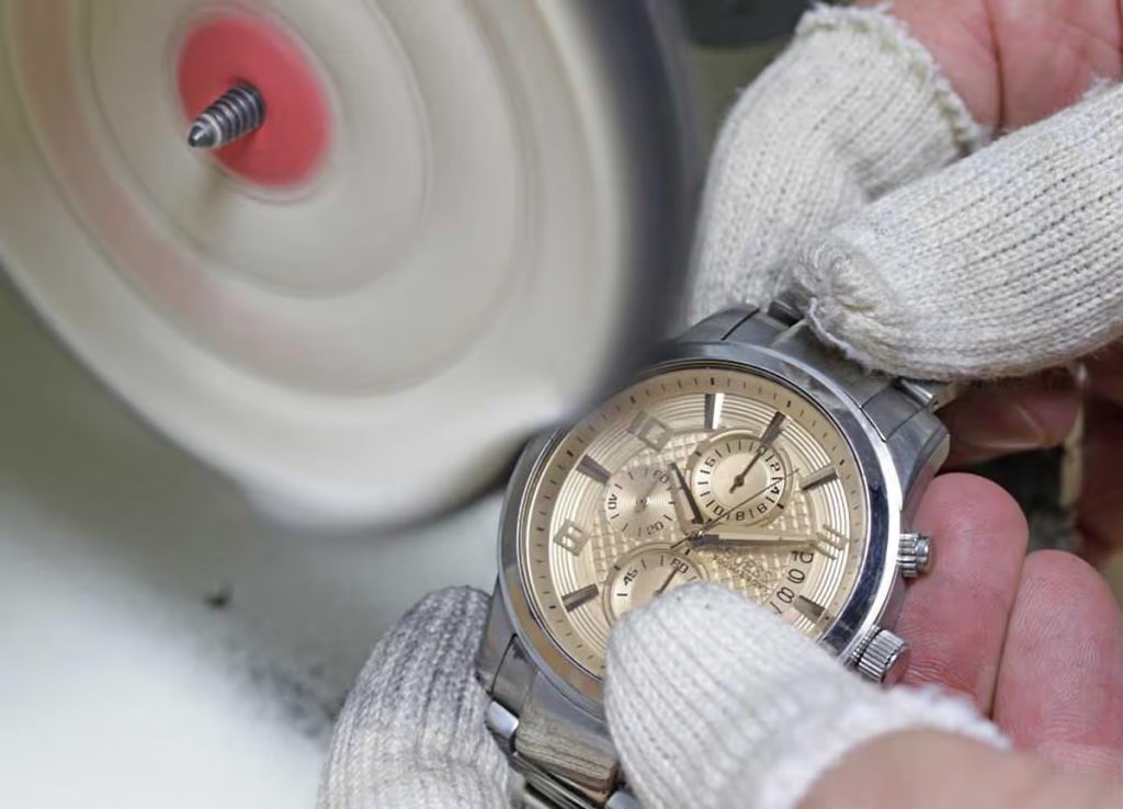 Polishing Gold Plated Watches at Home (3)