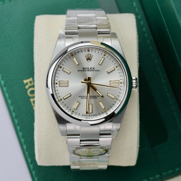 Replica Rolex Watch Oyster Perpetual 124300 Sliver Dial Clean Factory