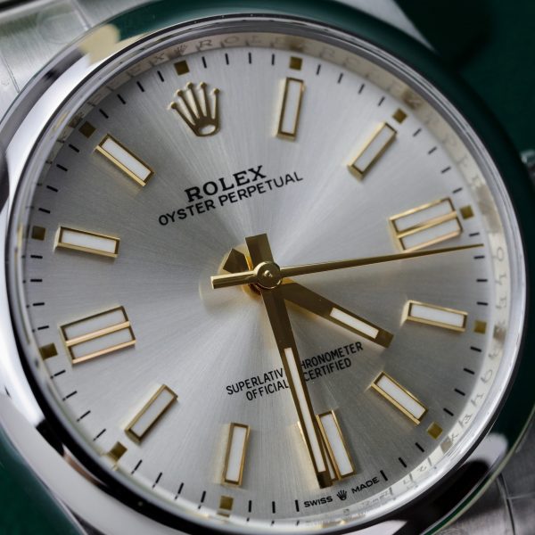 Replica Rolex Watch Oyster Perpetual 124300 Sliver Dial Clean Factory