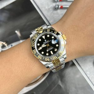 Rolex GMT-Master II 126713GRNR Replica Watches Clean Factory 41mm (2)