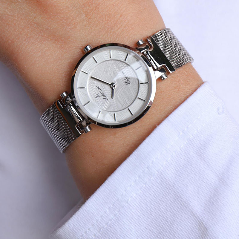 The Hottest Trends in Women Watch Design (3)