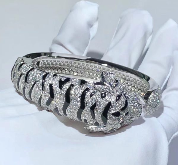 Cartier Striped Tiger Bracelet Custom Natural Diamond White Gold 18K (2)