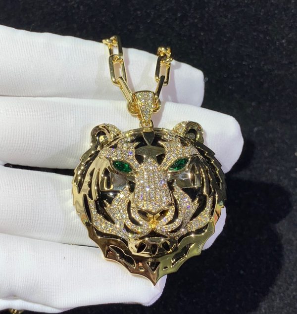 Cartier Tiger Head Necklace 18K Gold Natural Emerald Diamonds (1)