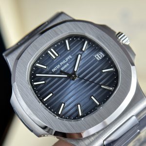 Patek Philippe Nautilus 5711 Blue Dial Best Replica 3K Factory 40mm (1)