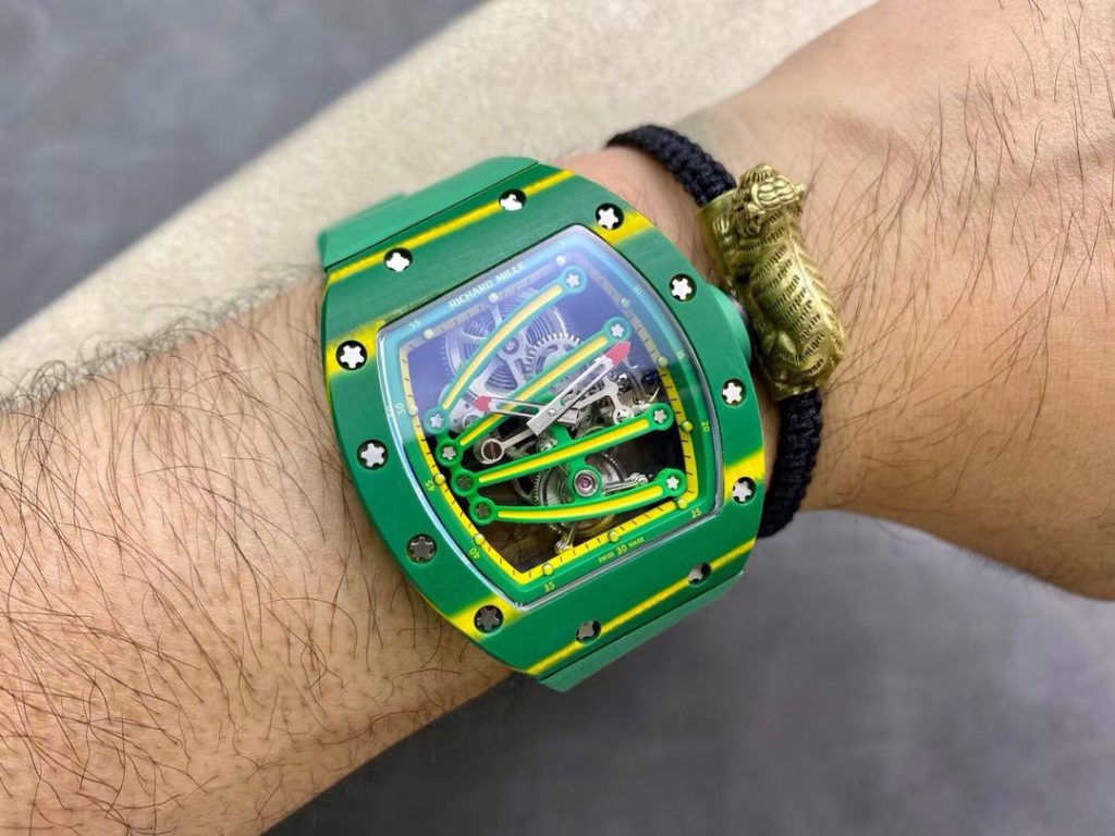 Richard Mille RM59-01 Yohan Blake Tourbillon Carbon Best Replica 43x50mm (1)