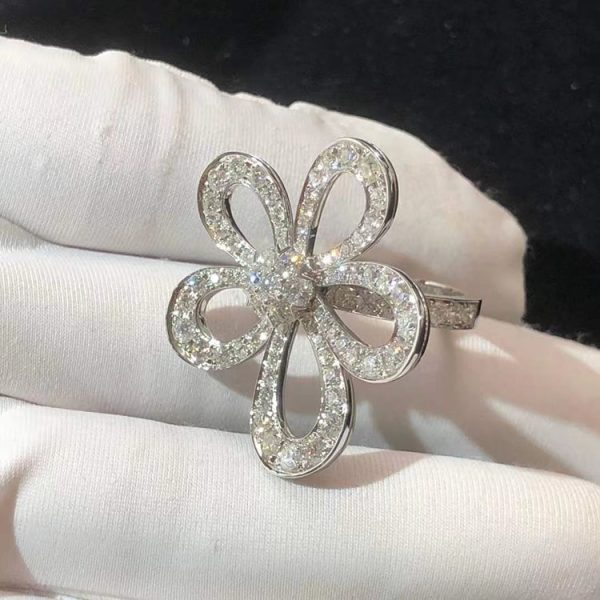 Van Cleef & Arpels Flowerlace Womens Ring Custom Natural Diamond 18K White Gold (2)