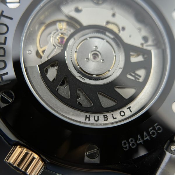 Hublot Classic Fusion Black Ceramic Carbon Dial Movement SW300 JJZ 42mm (6)