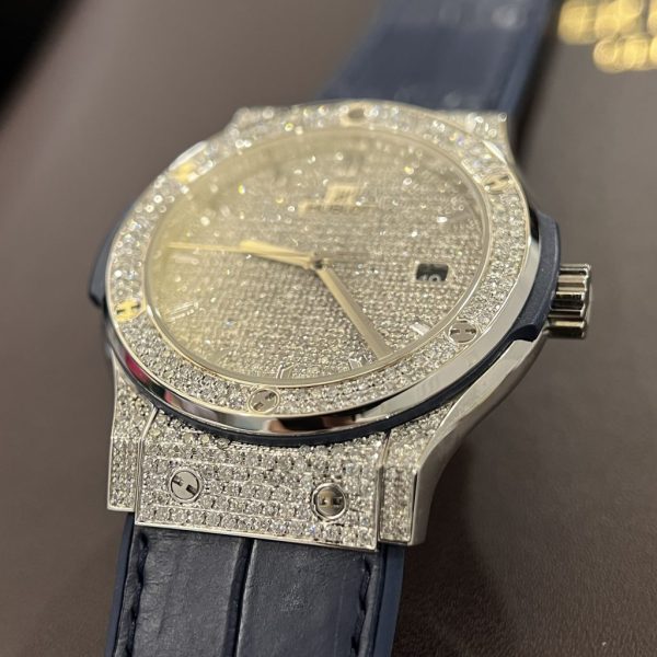 Hublot Classic Fusion Customs Natural Diamonds Best Replica (9)