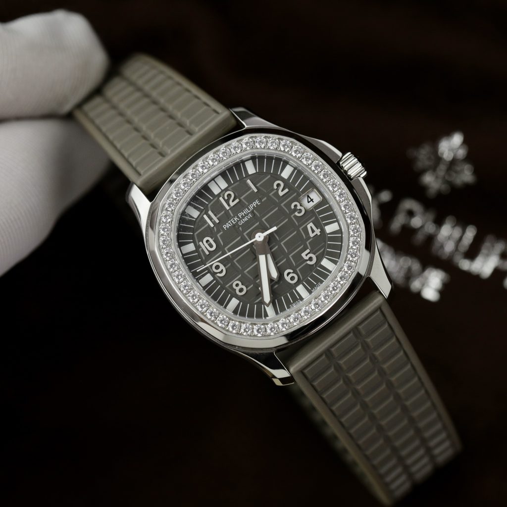 Patek Philippe Aquanaut 5067 Gray Color Best Replica Automatic Movement (8)