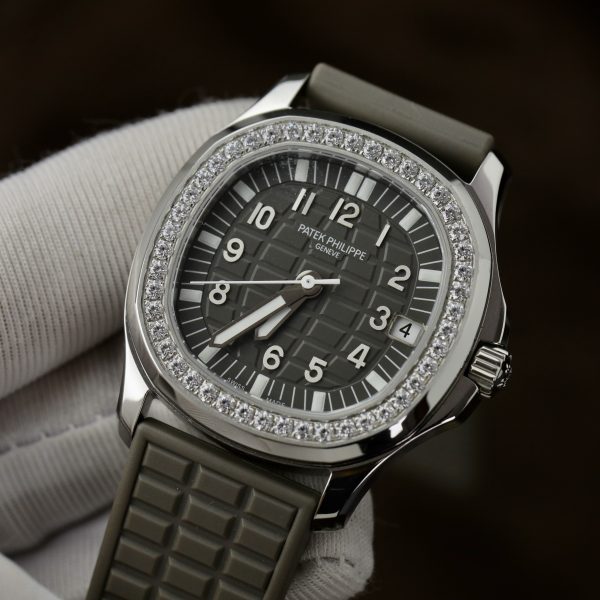 Patek Philippe Aquanaut 5067 Gray Color Best Replica Automatic Movement (8)