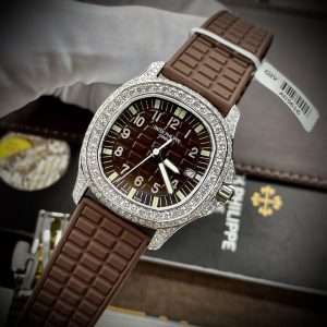 Patek Philippe Customs Moissanite Diamonds Aquanaut 5067 (1)